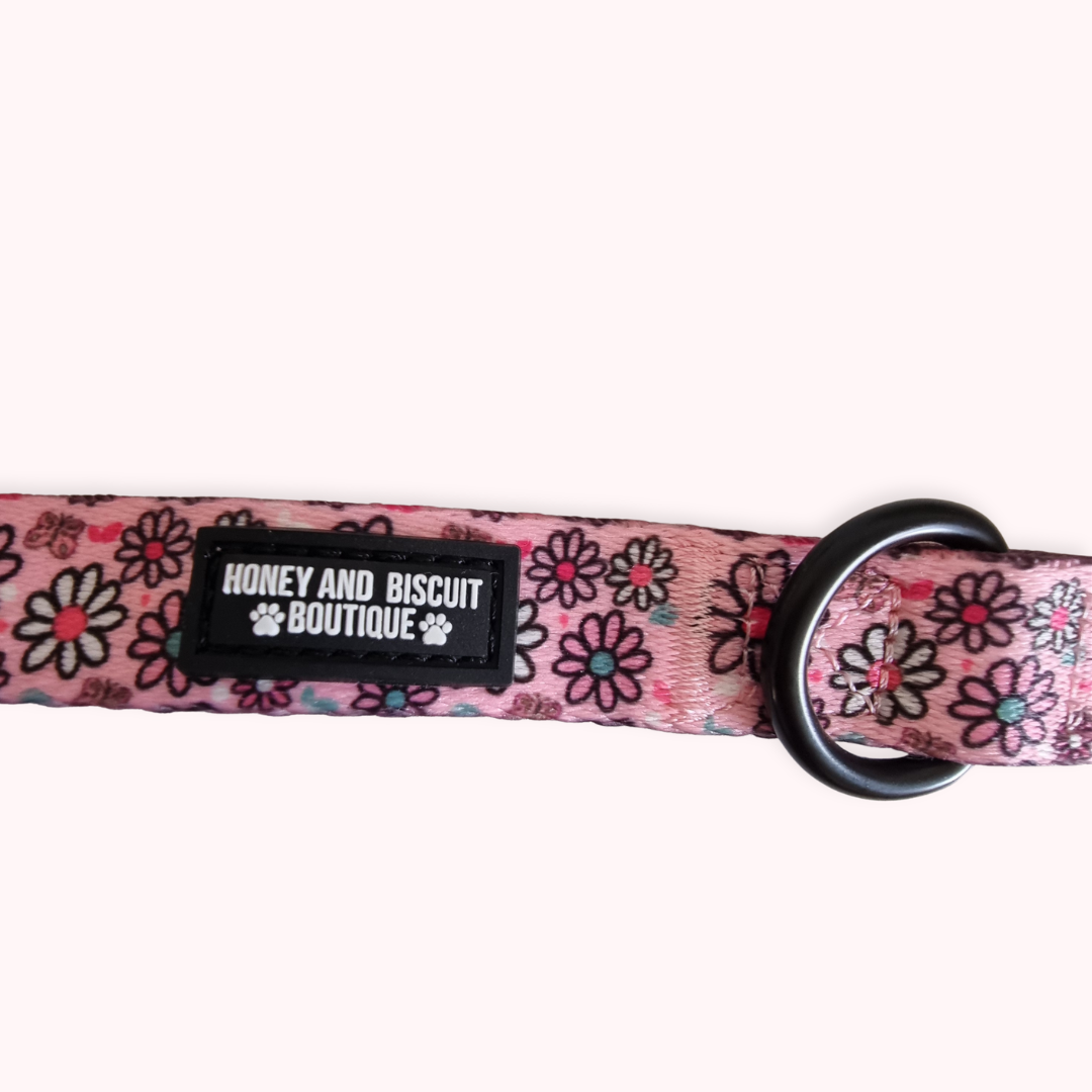 Dog Lead/Leash - Pups A Daisy Pink