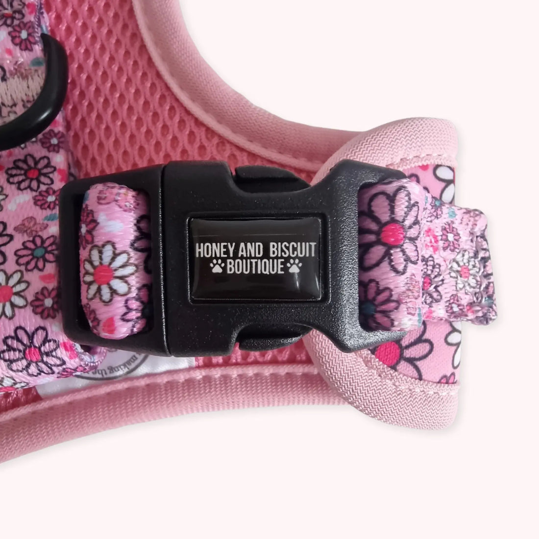 Pups A Daisy Pink, No Pull Dog Harness