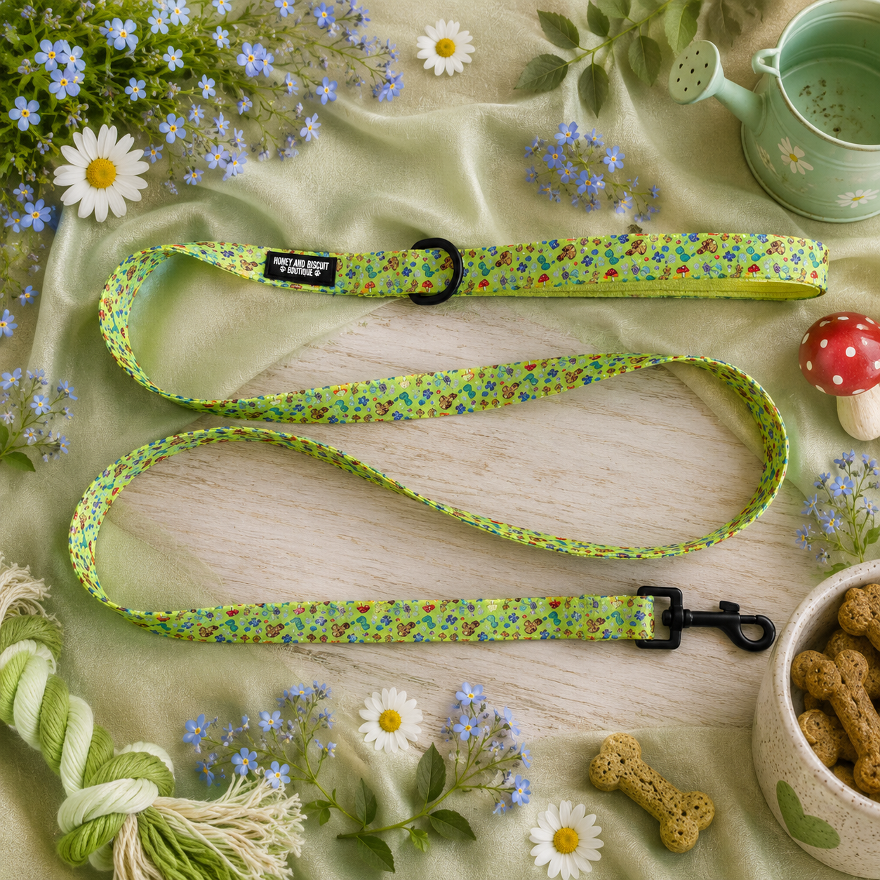 Dog Lead- Bugalicious Garden