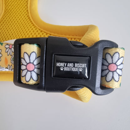 Pups A Daisy Yellow – Harness, Lead & Collar Bundle (3 Piece Set)