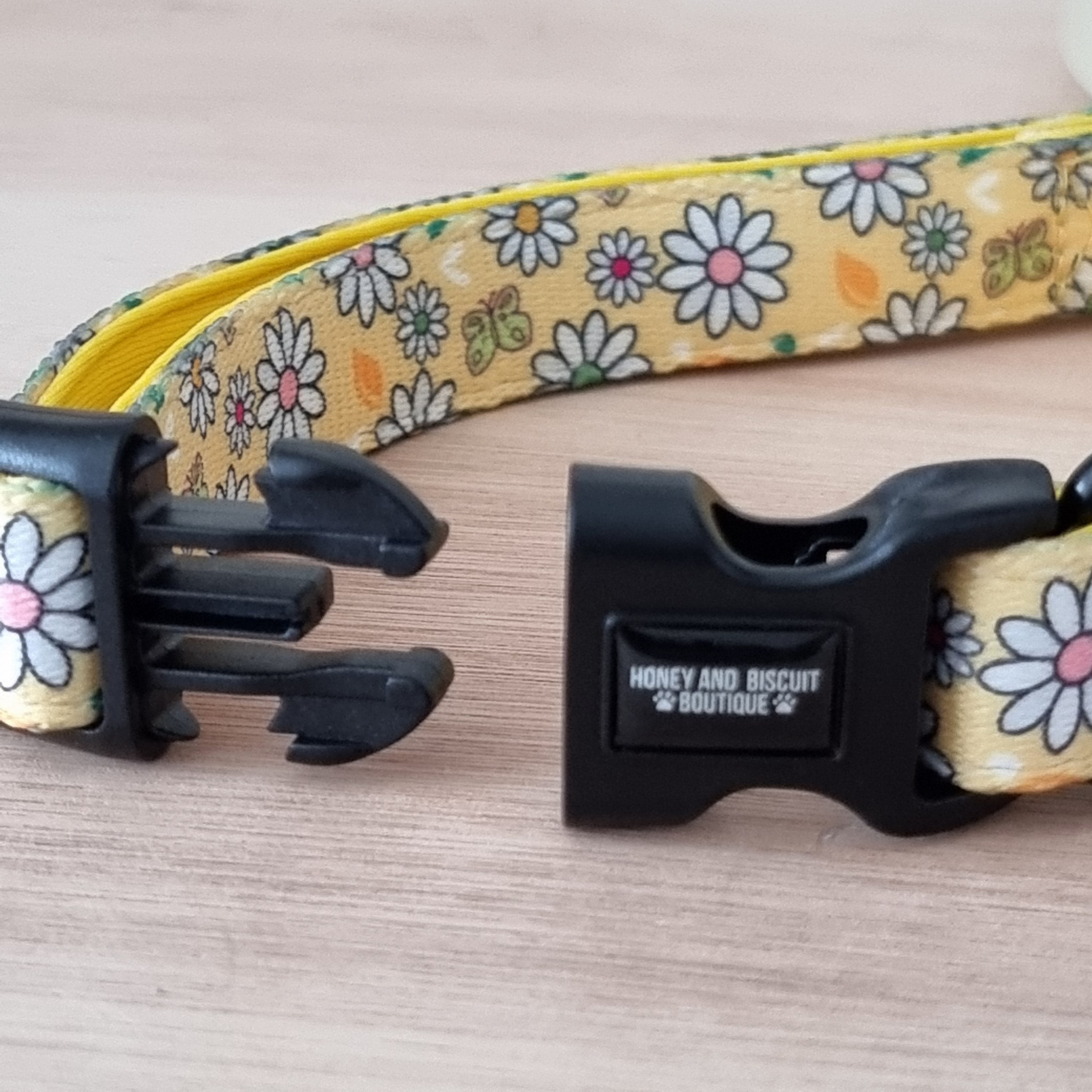 Dog Collar - Pups A Daisy Yellow